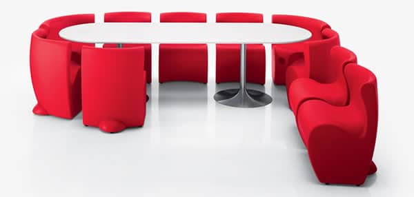 table et chaise myyour de couleur rouge