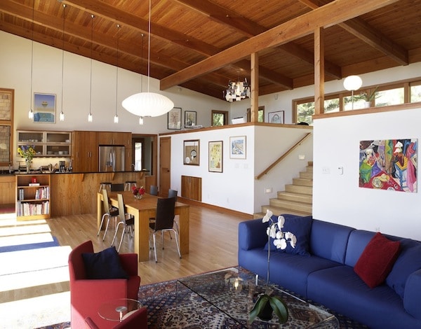 Pourquoi choisir le blanc pour les murs de votre salon ? Bois Créatif plafond