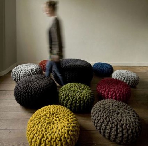 Les Flocks Poufs par Christien Meindertsma