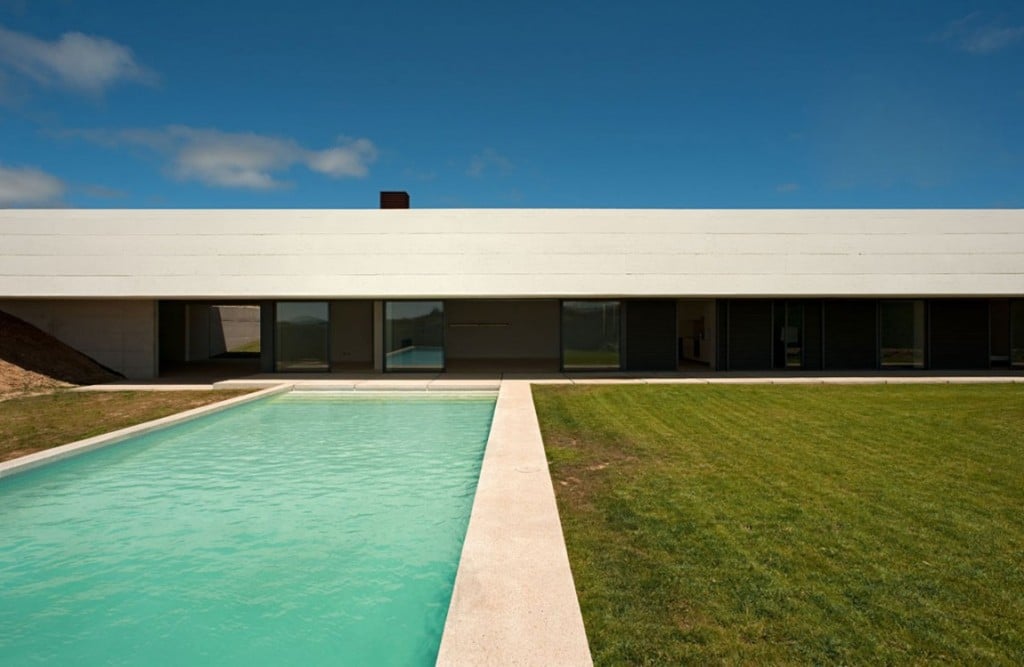 House-in-Alcobaca-09-1150x750