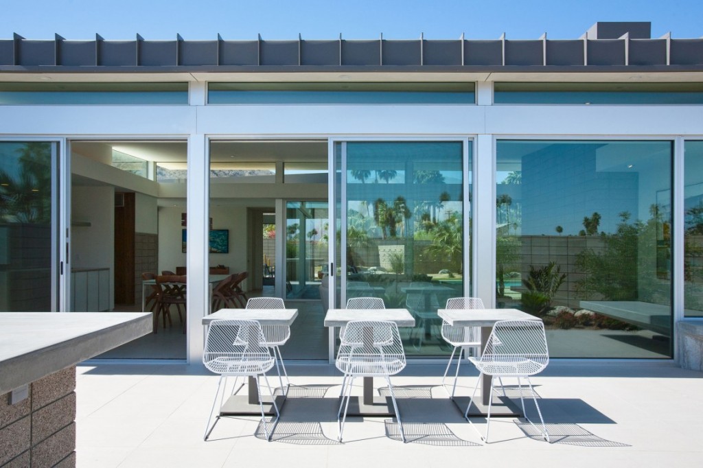 House-in-Palm-Springs-04-1150x766