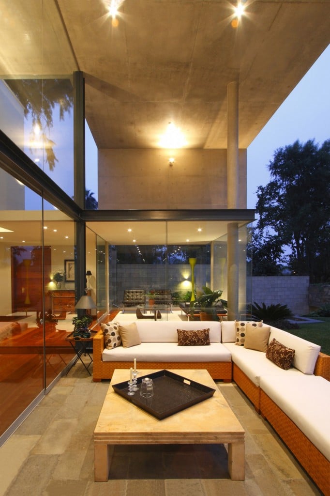 S-House-11-1133x1700
