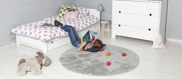 Ajouter un tapis dans une chambre d'adolescent
