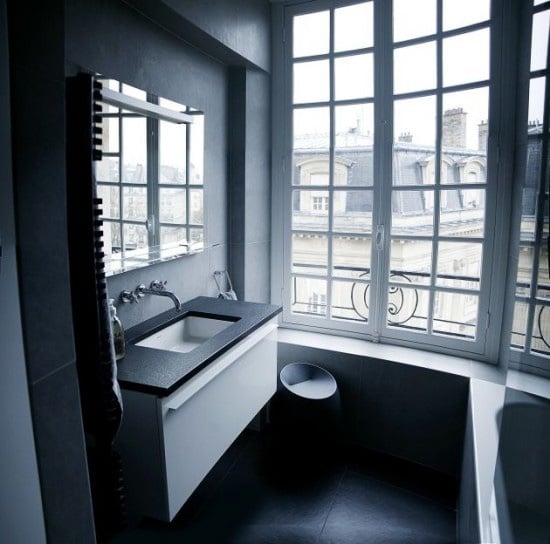 idee-salle-de-bain-noire-13