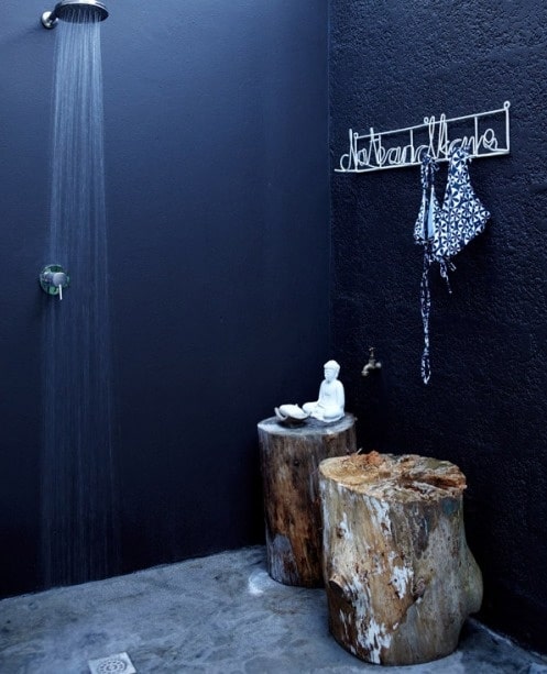 idee-salle-de-bain-noire-14