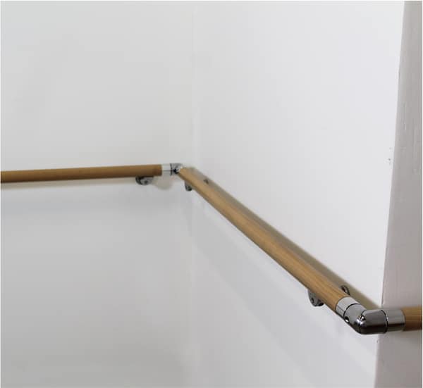 Une main courante en bois